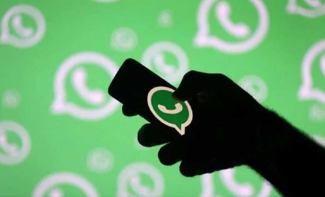 स्कूल क्लास के WhatsApp ग्रुप में पैरेंट्स ने भेजा पोर्न, एक... - CG Sandesh