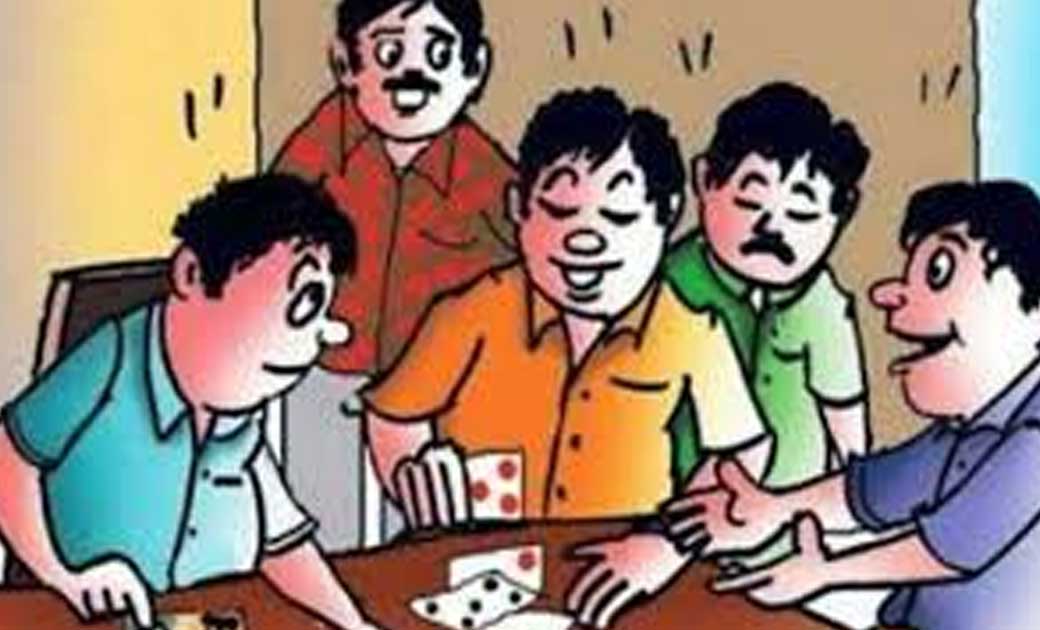 सरायपाली :  किसडी के नाला के पास 03 जुआरी पकडाए.