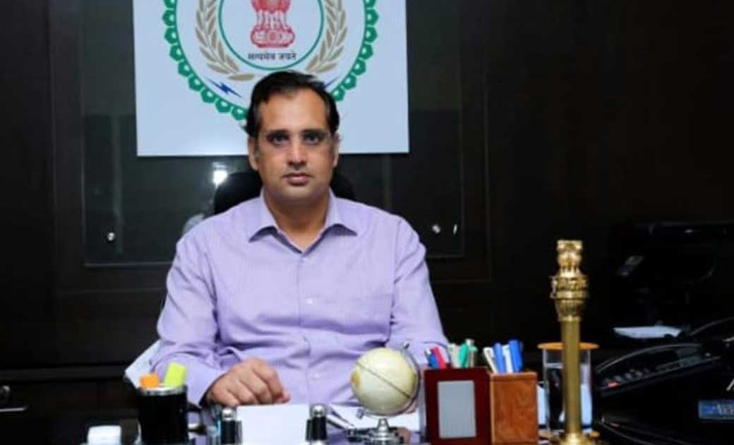 भीमसिंह के रूप में रायगढ की जनता को मिला एक ईमानदार अफसर, रायगढ़ के जनता के दिल मे राज करते है कलेक्टर...