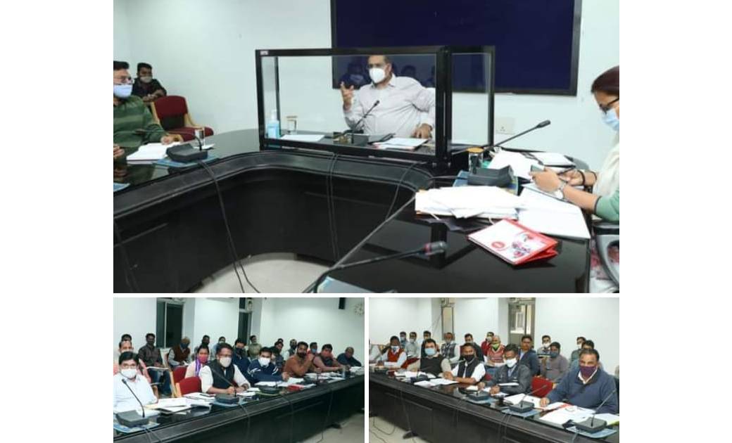 आजीविका संवर्धन के लिये स्किल डेव्लपमेंट व केपेसिटी बिल्डिंग पर करना है फोकस-कलेक्टर  भीम सिंह