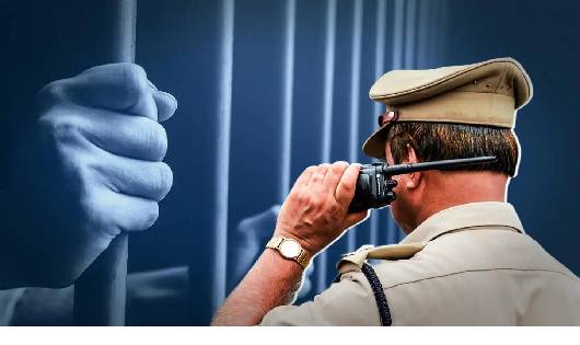  देर रात केंद्रीय जेल से क़ैदी फ़रार,सिविल लाईंस थाने में अप... - CG Sandesh