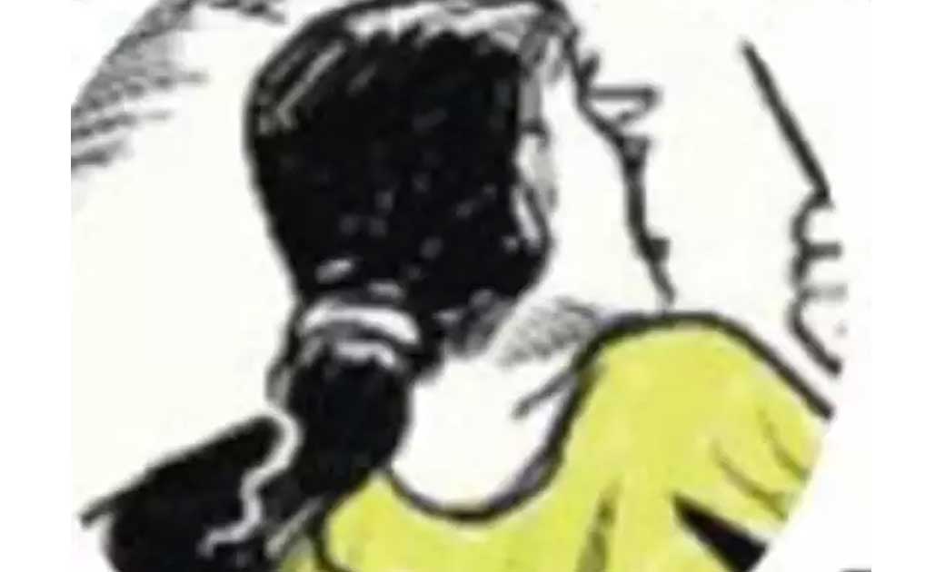 खल्लारी : पैसा वापस नहीं किये हो कहकर महिला से गाली गलौच - CG Sandesh