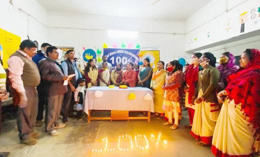 सरायपाली: शत-प्रतिशत कोविड वैक्सिनेट का केक काटकर मनाया गया ... - CG Sandesh