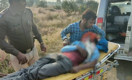 पटेवा: रेत लेकर जा रहे ट्रेक्टर से गिरकर युवक की मौत - CG Sandesh