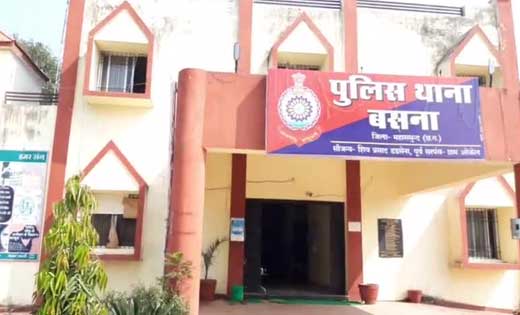 बसना : पैसा की बात को लेकर महिला से गाली गलौच, बच्चे के सिर ... - CG Sandesh