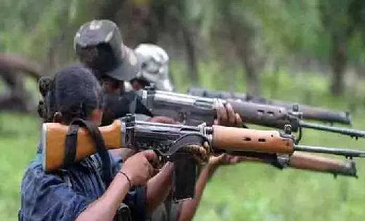 नक्सलियों ने पूर्व सरपंच को अगवा कर उतारा मौत के घाट - CG Sandesh