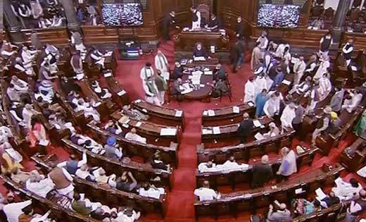 महंगाई पर चर्चा की मांग कर रहे कांग्रेस व अन्य विपक्षी सदस्य... - CG Sandesh