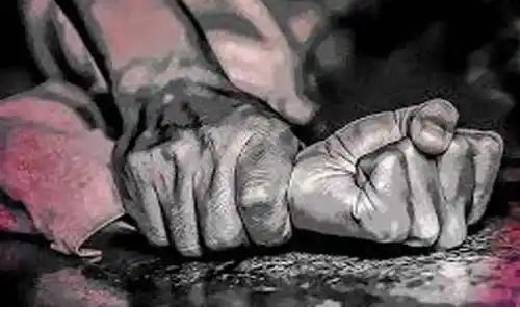 बर्थडे पर घर बुलाकर नाबालिग से किया दुष्कर्म, जांच में जुटी ... - CG Sandesh