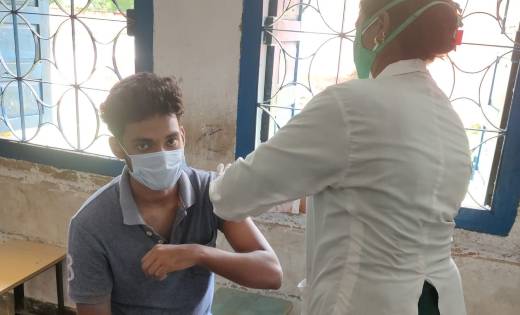 बस्तर संभाग में 15 से 18 वर्ष के 1.89 लाख बच्चों को लगाए जाए... - CG Sandesh