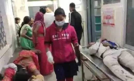 सड़क हादसा : छठी कार्यक्रम से लौट रहे 20 ग्रामीण घायल...5 गम्... - CG Sandesh
