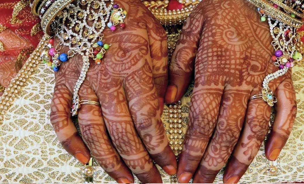 मुस्लिम लड़की कर सकती है 18 वर्ष से कम उम्र में शादी,  मुस्लि... - CG Sandesh