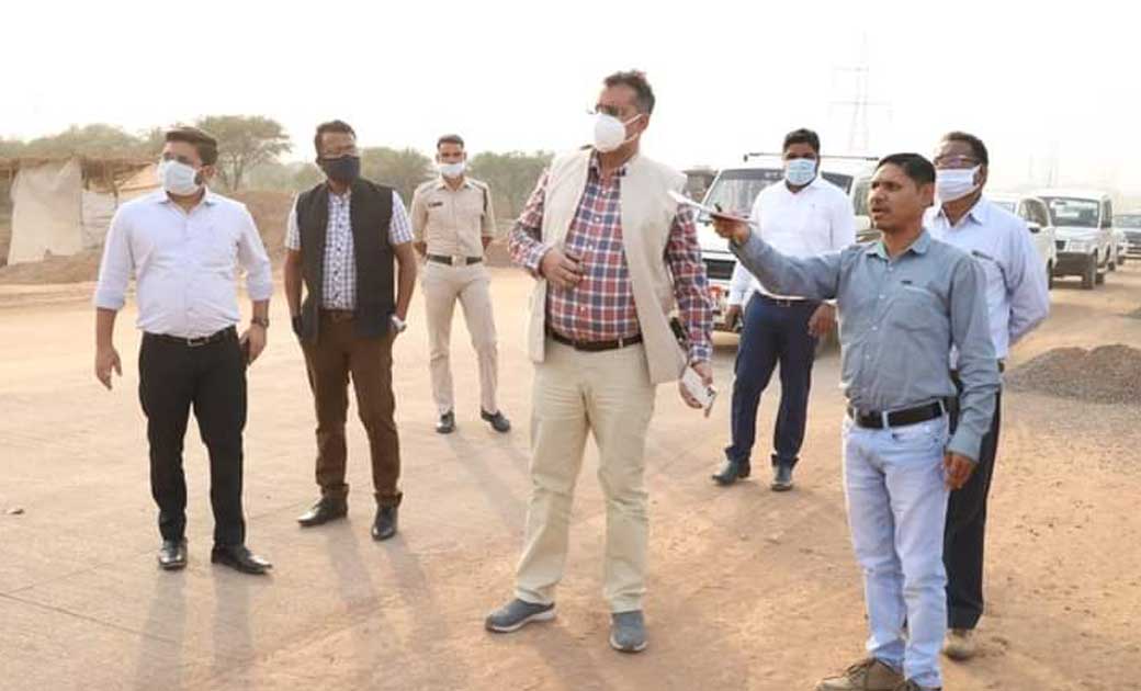 भूपदेवपुर मार्ग के पैच वर्क का काम एक माह में करें पूरा-कलेक्टर भीम सिंह
