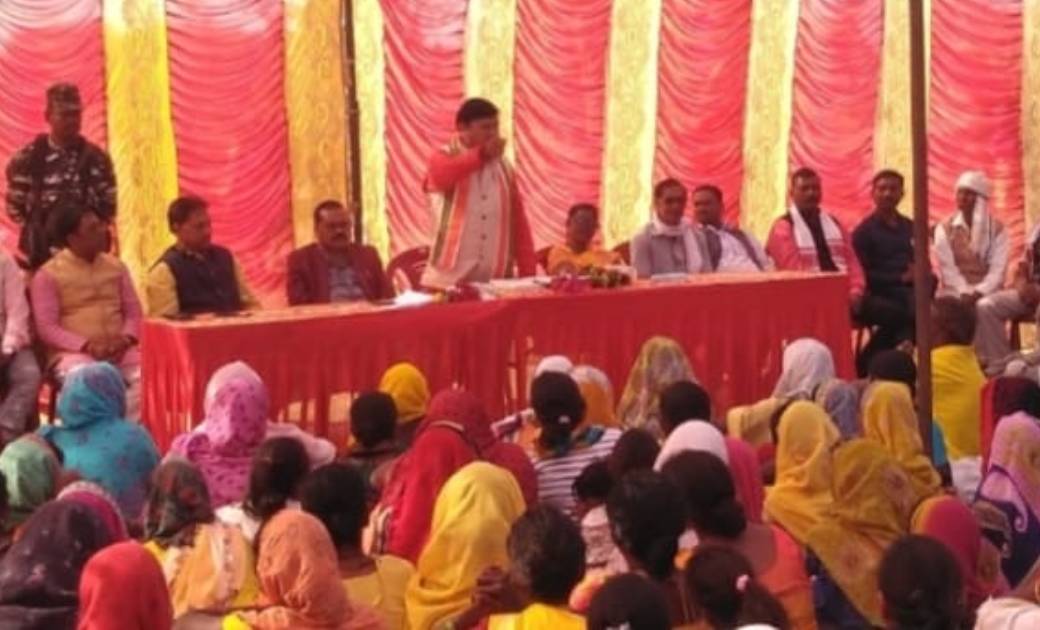 जशपुर विधायक के द्वारा दुर्गा मंदिरभूमि पूजन किया गया