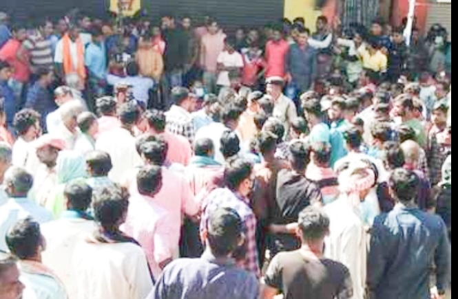 पतोरा डैम पानी विवाद,एस आई समेत पांच पुलिस कर्मियों को किसानों ने बनाया बंधक