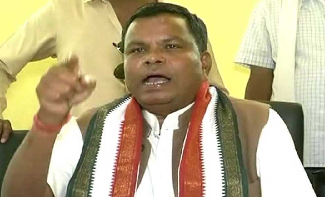 प्रभारी मंत्री कवासी लखमा के अनुशंसा पर खल्लारी विधान सभा क्षेत्र में हुई विभिन्न विकास कार्य की स्वीकृति. 