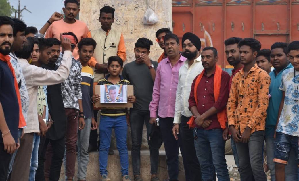 सराईपाली जयस्तंभ चौक मे  हिन्दू युवा वाहिनी एवं हिन्दू समाज ... - CG Sandesh