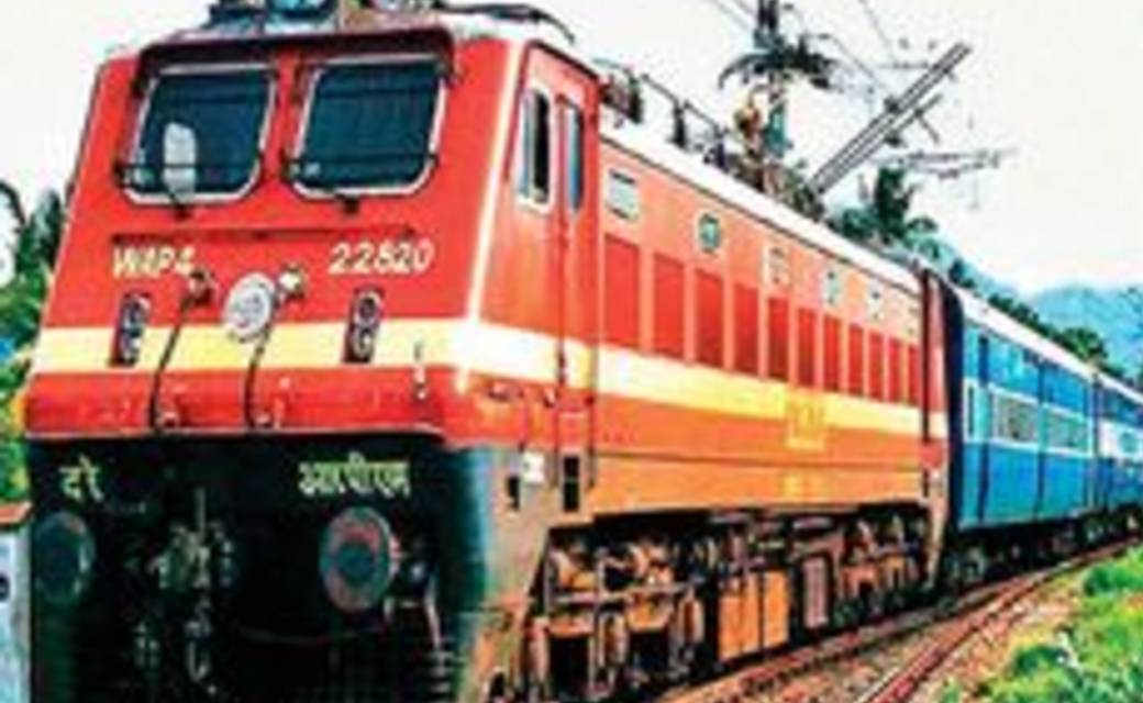 रेल मदद हेल्पलाइन नंबर “139” की घोषणा,  भारतीय रेल ने यात्रा के दौरान सभी प्रकार की पूछताछ/शिकायतों/सहायता, रेलवे के साथ कनेक्ट करना हो जाएगा आसान 