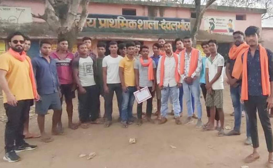 सरायपाली विधानसभा क्षेत्र के ग्राम देवलभांठा में  किया गया हिंदू युवा वाहिनी का गठन