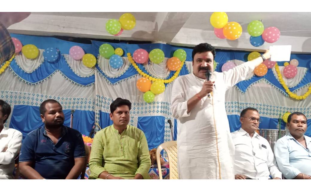 बागबाहरा : कोमाखान बोइरगांव में यादव सामाज के राधाकृष्ण मन्दिर का प्राणप्रतिष्ठा भव्यायोजन
