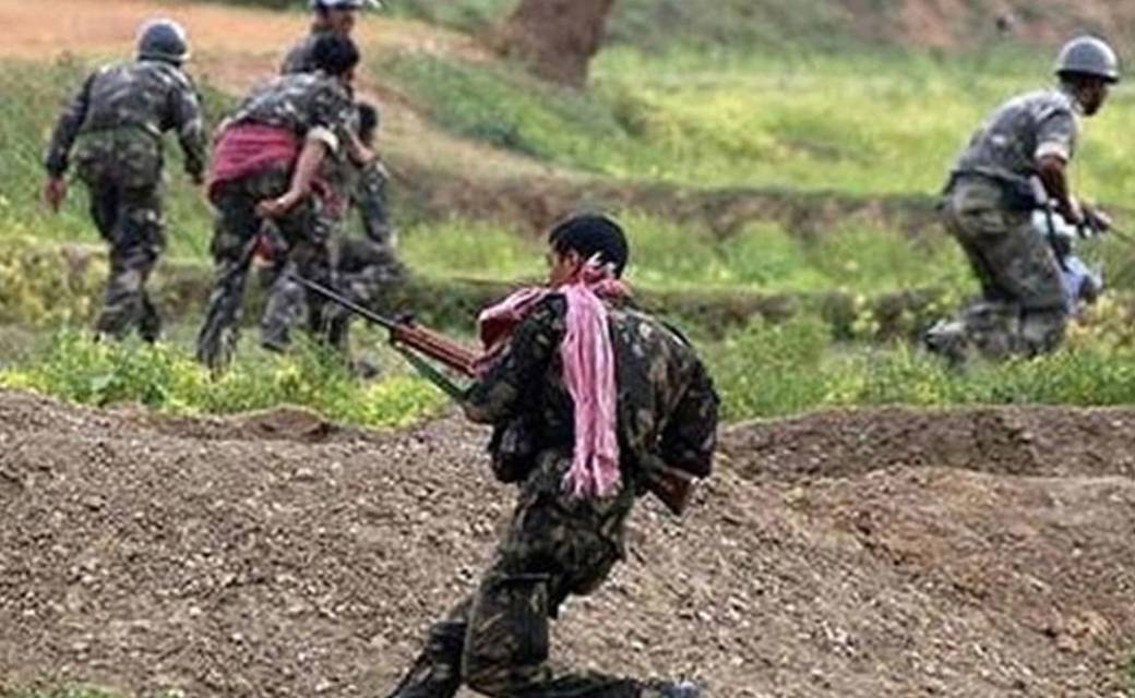 अंतागढ़ : गश्ती दल पर नक्सली हमला...जवाबी हमले से भागे जंगल क... - CG Sandesh
