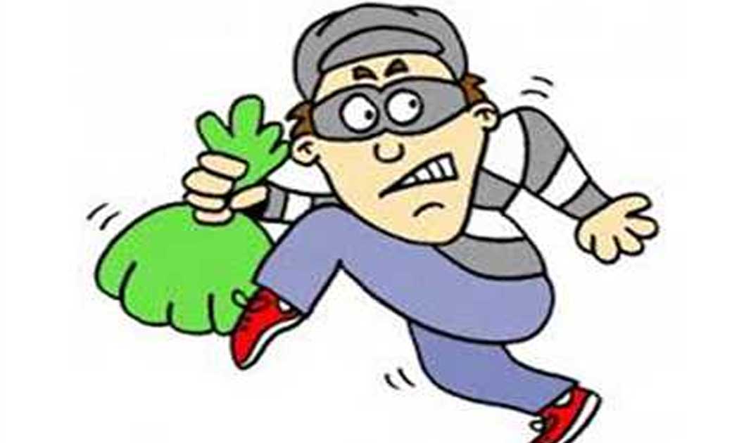 महासमुंद : किराना दुकान से 30 हजार नगदी रकम की चोरी.