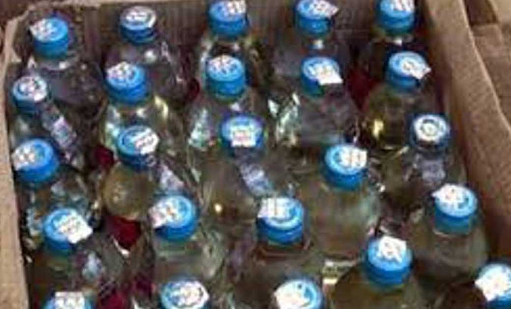 तेन्दुकोना :  20 नग देशी प्लेन शराब जप्त. - CG Sandesh
