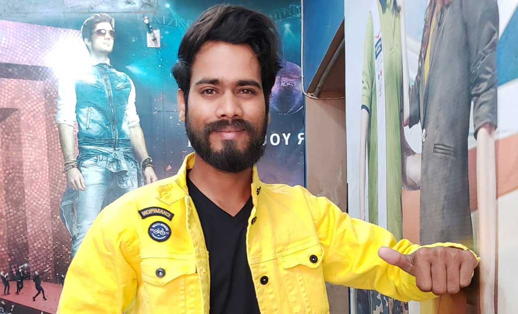 बसना : प्रधानमंत्री की सबसे बड़ी रंगोली बनाकर शिवा रचेंगे कीर्तिमान, वर्ल्ड बुक ऑफ़ रिकॉर्ड में किया जाएगा दर्ज