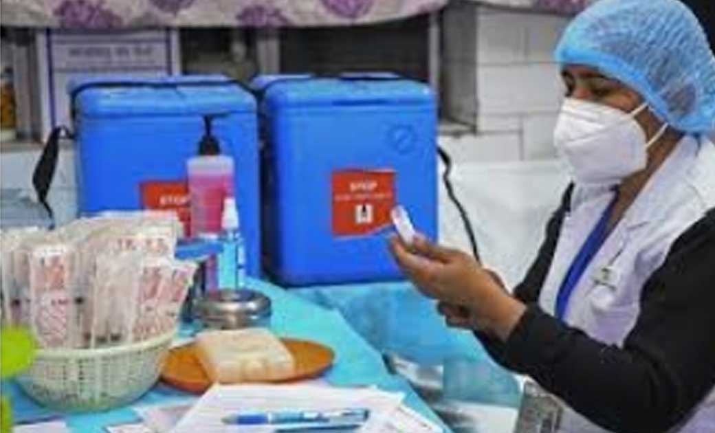 प्रतिदिन हर केंद्र में लगे कम से कम 100 टिका-कलेक्टर - CG Sandesh