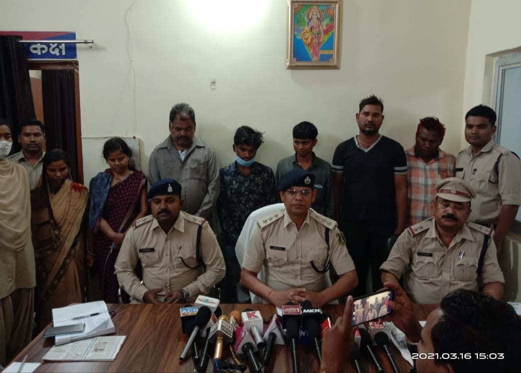 महिला सुपारी किलर ने डिप्टी रेंजर का किया खून.... पति की जिं... - CG Sandesh