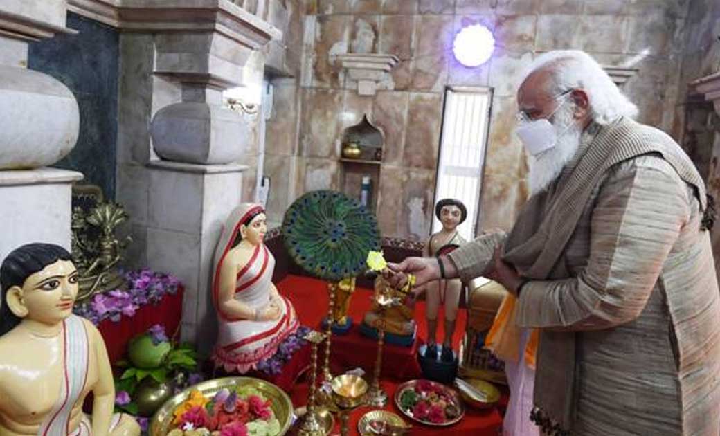 प्रधानमंत्री ने ओराकान्दी स्थित हरि मंदिर में पूजा-अर्चना की... - CG Sandesh