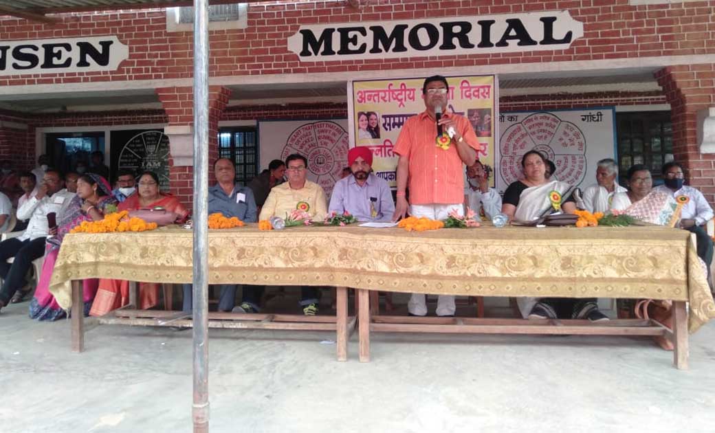 अंतराष्ट्रीय महिला दिवस में महिला उन्नति मंच जगदीशपुर का सम्... - CG Sandesh