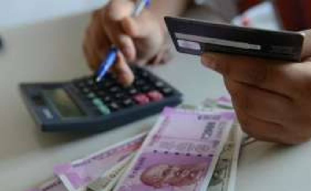 रोजगार व काम धंधों के लिहाज़ से नुकसान पर महामारी के कारण घट... - CG Sandesh