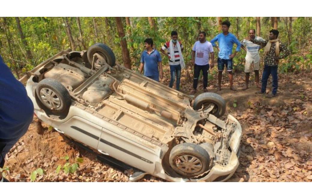  विभागीय अधिकारियों और ठेकेदार की लापरवाही के कारण आये दिन सड़क पर हादसों का अंबार