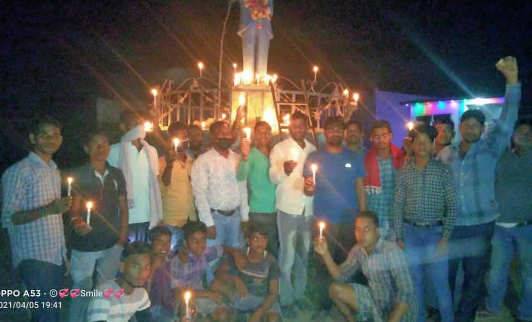 दहिदा के युवाओं ने निकाली कैंडल मार्च.. वीर शहीद जवानों को द... - CG Sandesh