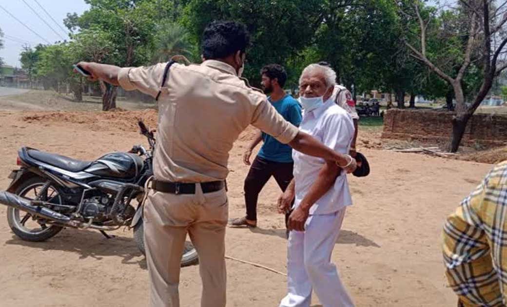 छत्तीसगढ़ : 21 वर्षीय युवती की गला दबाकर हत्या, पिता, भाई समे... - CG Sandesh