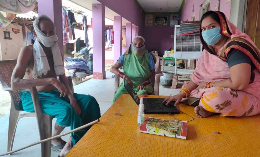 बैंक सखियों और बिहान की दीदियां कोरोनकाल में निभा रही महत्वपूर्ण भूमिका...
