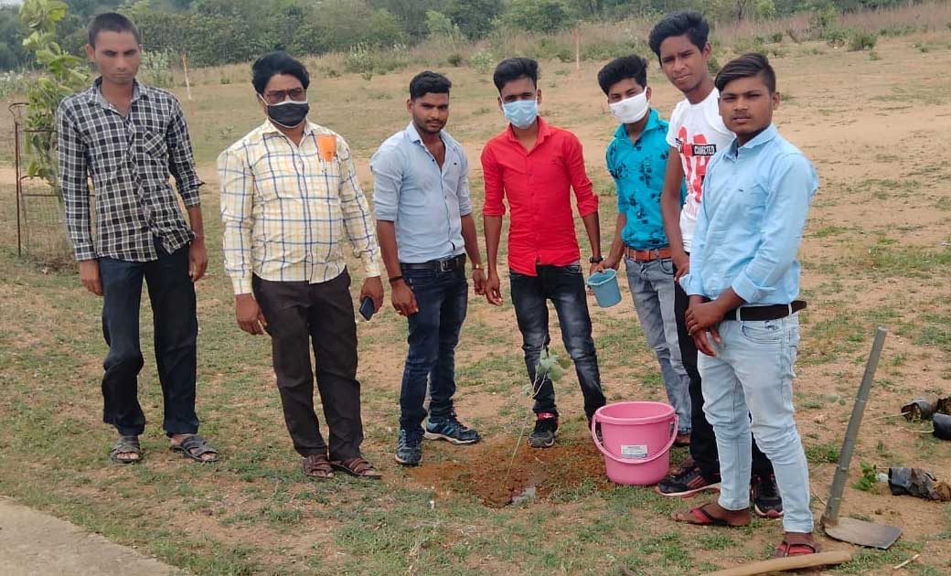 झीरम कांड में शहीद हुए कांग्रेस नेताओं और सुरक्षा कर्मियों क... - CG Sandesh