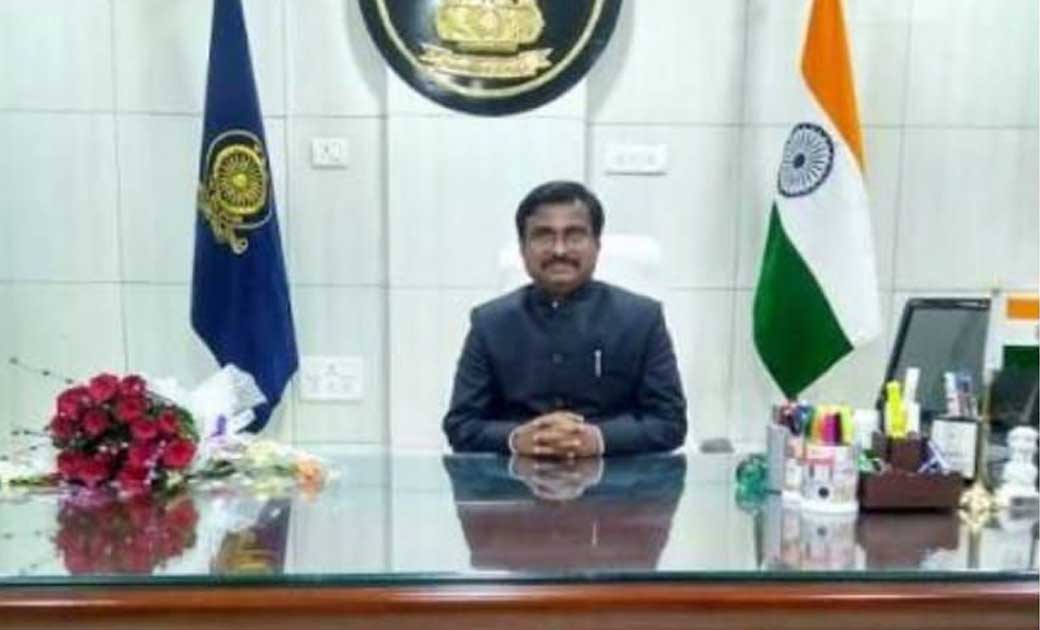जशपुर : एंटीजन टेस्ट की धीमी प्रगति पर कलेक्टर ने जाहिर की नाराजगी