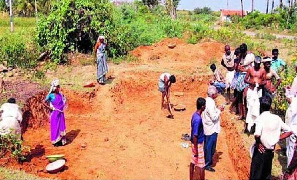 लॉकडाउन में भी रोजगार की कमी नहीं, मनरेगा से मिल रहा हजारों ... - CG Sandesh