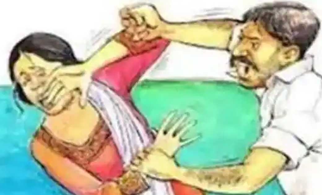बसना : हमारे धान के बोरी को क्यों उठाया बोलकर मारपीट, मामला दर्ज.