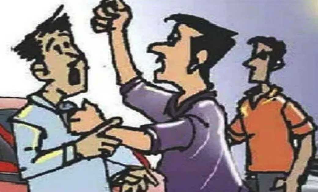 बागबाहरा : गाली गलौच एवं बाउंडरी को जबरदस्ती तोडफोड कर धमकी ... - CG Sandesh