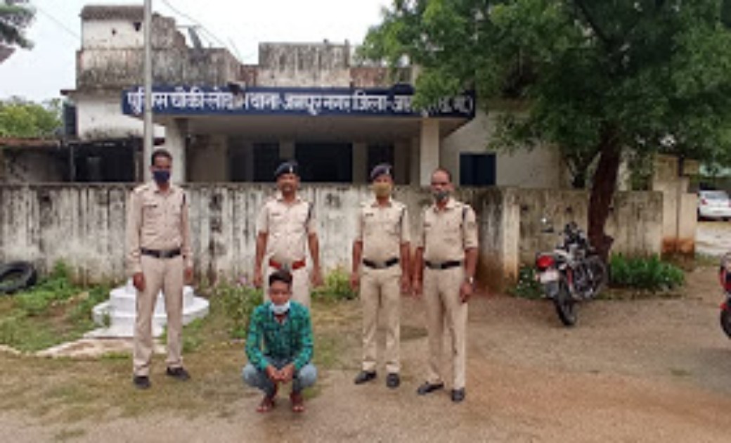 शादी का झांसा देकर युवती से 4 दिनों तक किया दुष्कर्म, गर्भवती होने पर आरोपी ने अपनी बच्ची मानने से किया इंकार