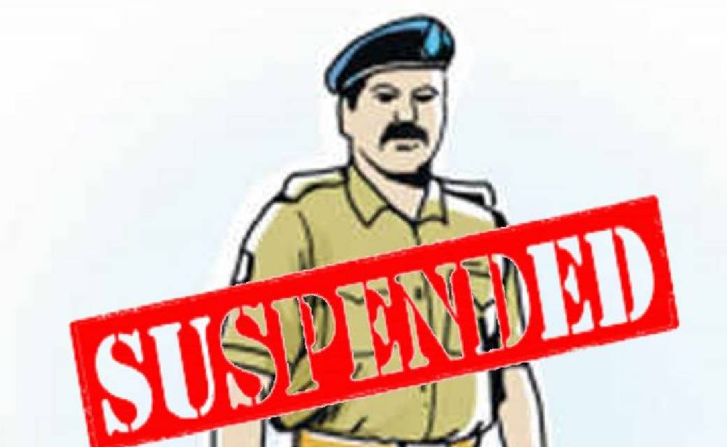  एसपी ने किया चार पुलिसकर्मियों को किया सस्पेंड...भारी पड़ी व... - CG Sandesh