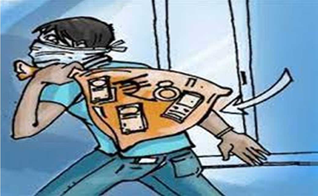 कोमाखान : एल.ई.डी.टी.वी. एवं रिसीवर को चोरी कर ले भगाने पर म... - CG Sandesh