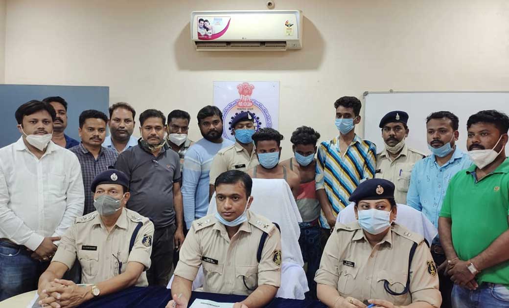 मृतक रोहित यादव की चाकू गोदकर हत्या करने वाले तीनो आरोपी पुलिस की गिरफ्त में