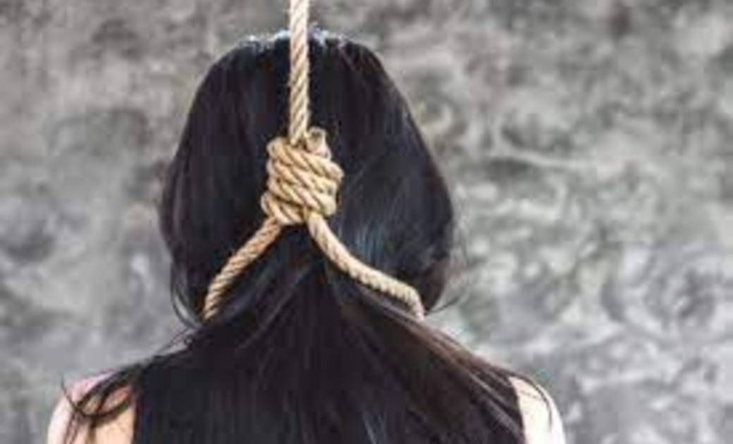 तेन्दूकोना: पेट दर्द की बीमारी ठीक नहीं होने के कारण महिला न... - CG Sandesh