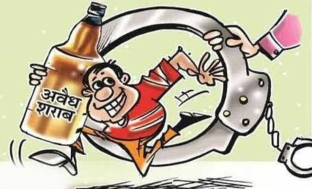 मुखबीर की सूचना पर नया बाजार महुआ शराब बिक्री करने वाला गिरफ्तार.