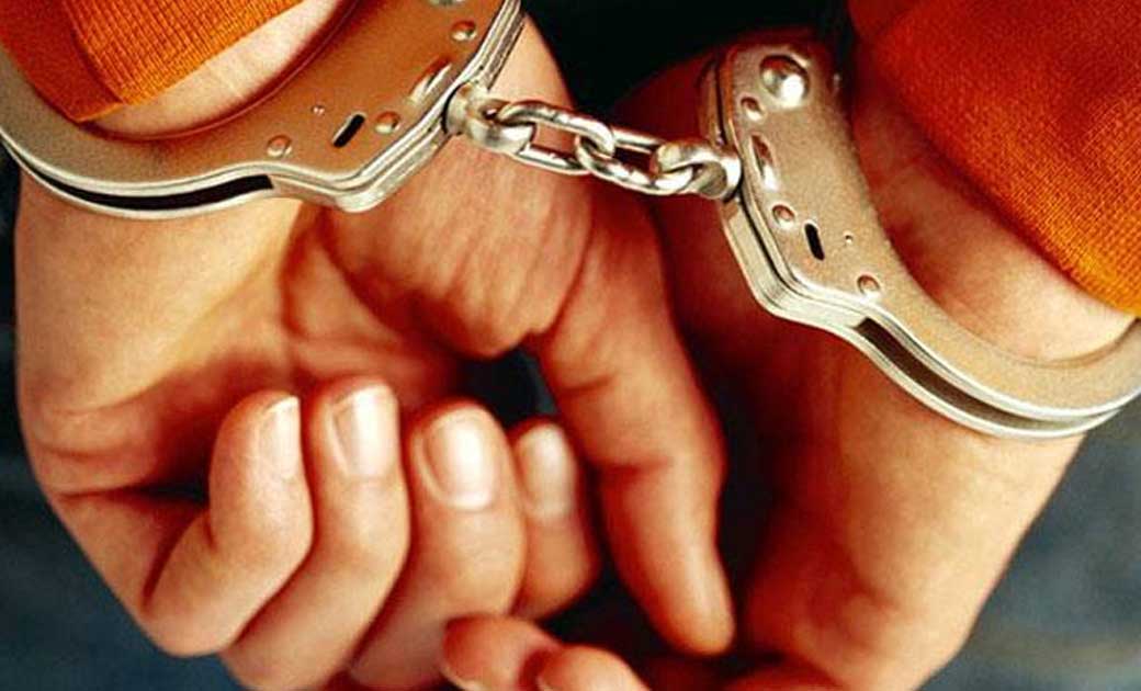 पीव्ही 129 से 10 लीटर महुआ शराब जप्त
