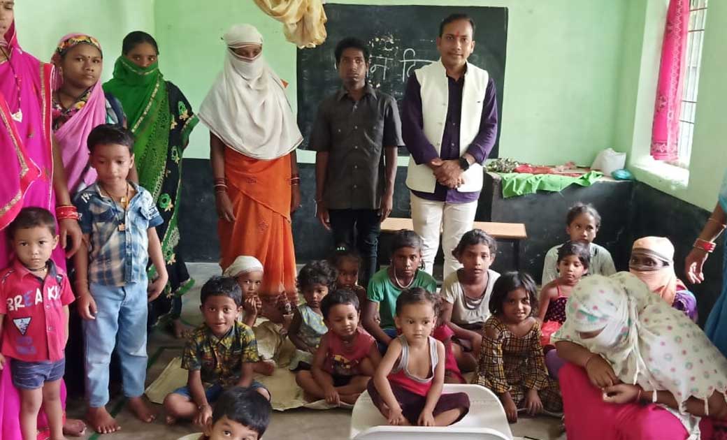 ग्राम बिंद्रावनआंगनबाड़ी केंद्र में मनाया गया वजन त्यौहार - विधानसभा युवा अध्यक्ष - उत्तम राणा
