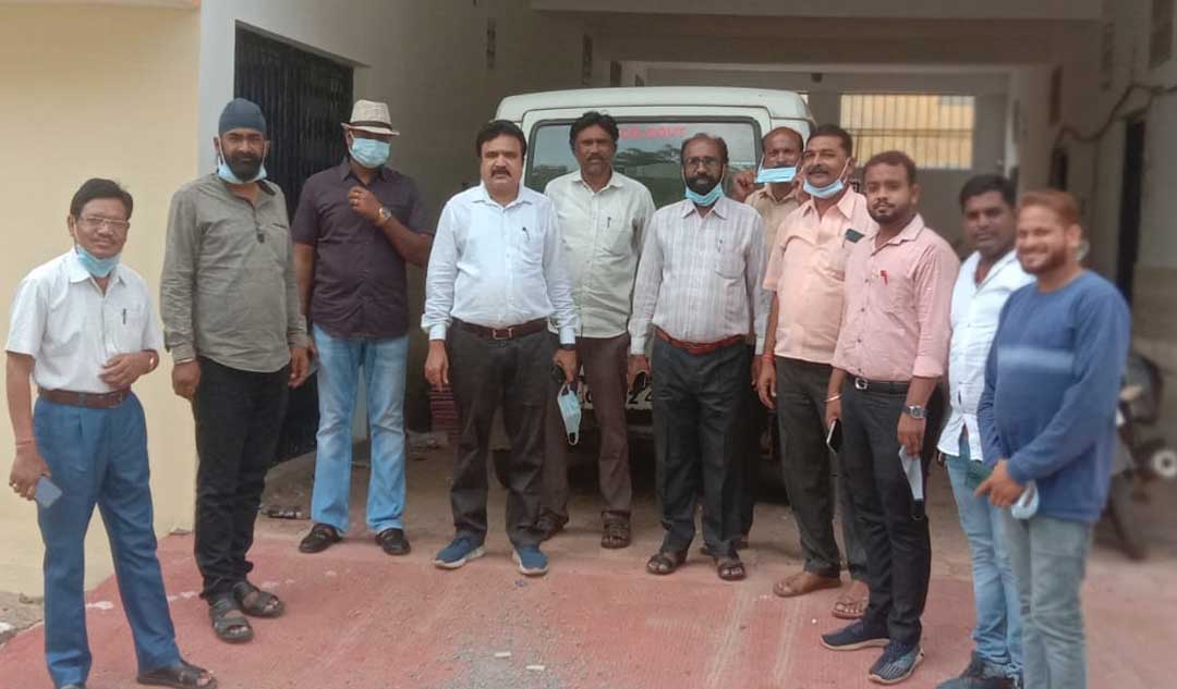 टीकाकरण केंद्र के निरीक्षण के लिए पहुंचे संसदीय सचिव, नवनिर्मित हॉस्पिटल का लिया जायजा